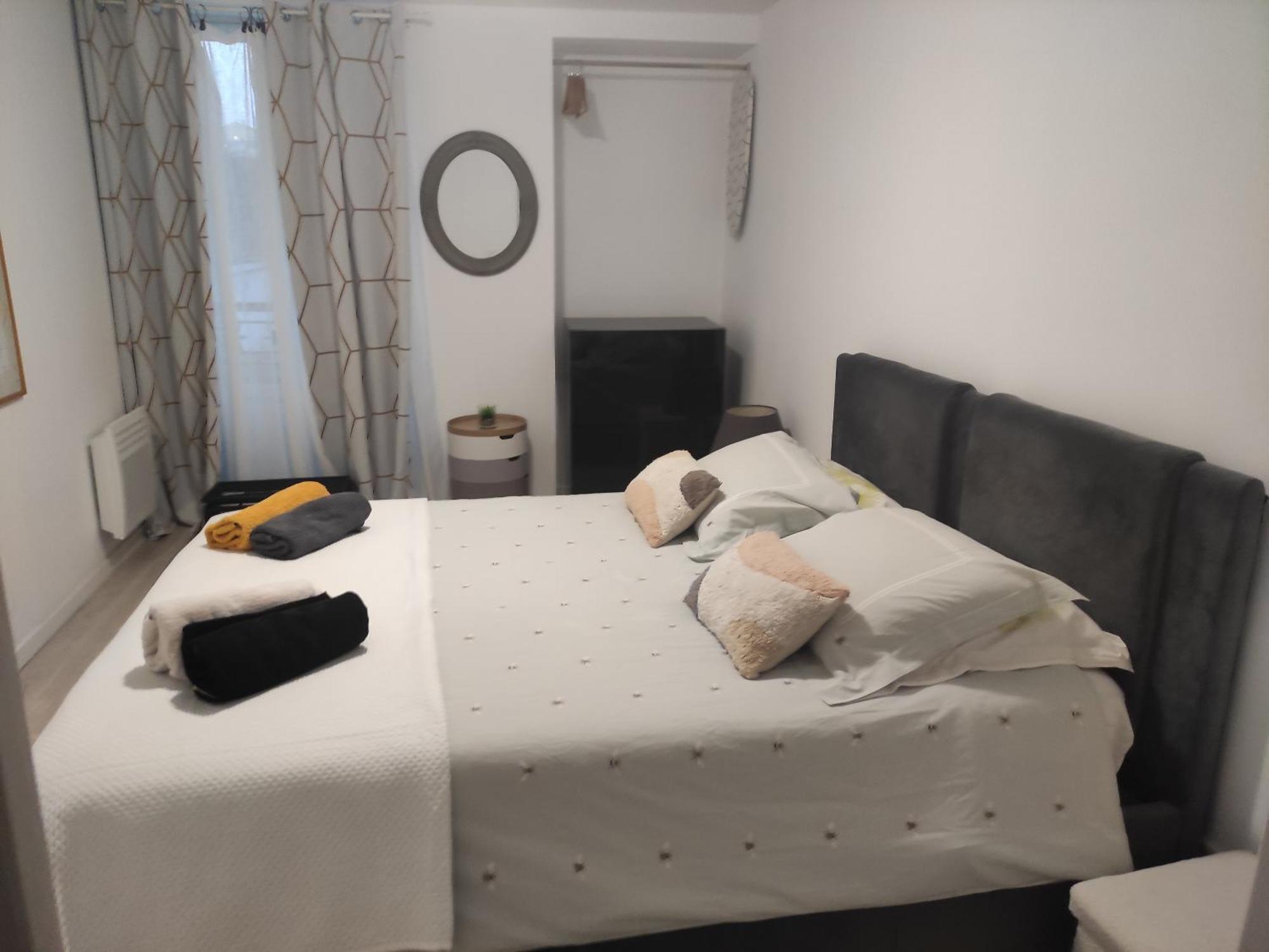 Appartement Paisible Клиши Экстерьер фото