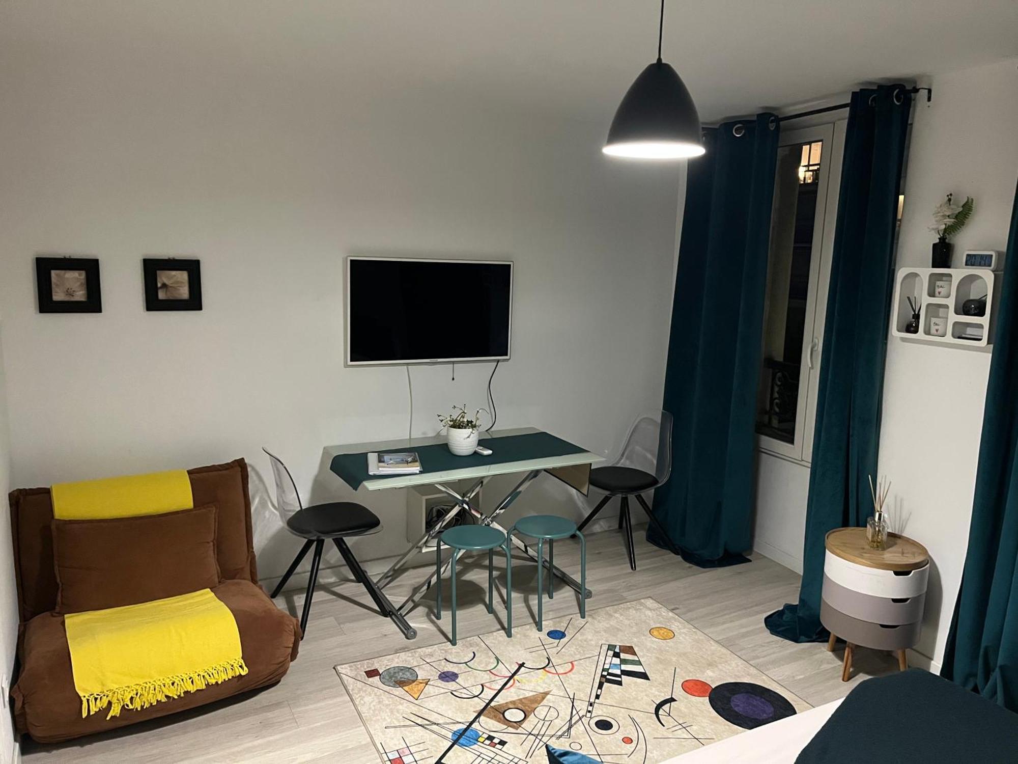Appartement Paisible Клиши Экстерьер фото